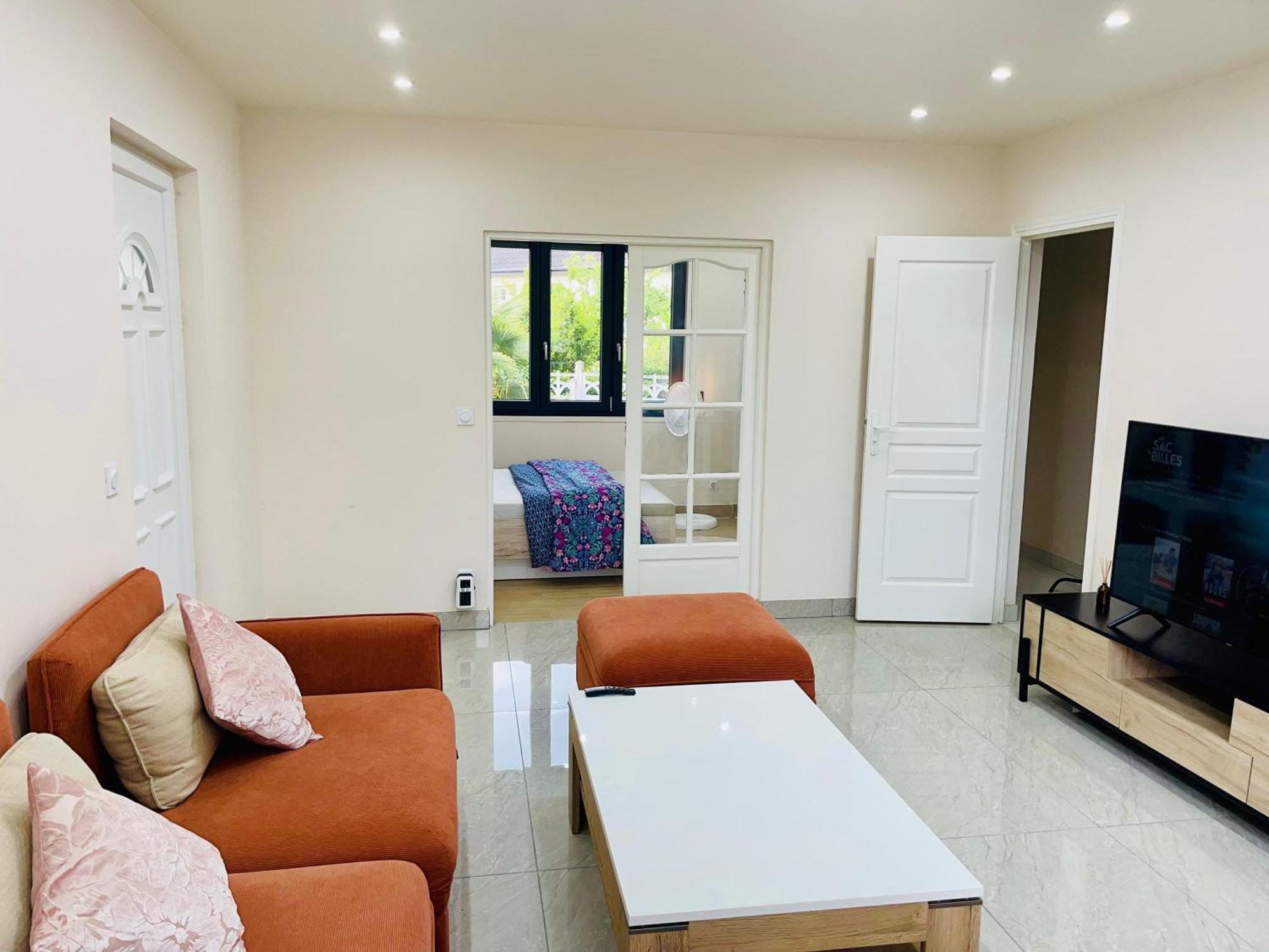 Stylish, Calm And Green Home Stay سانت فارجو بونثيري المظهر الخارجي الصورة