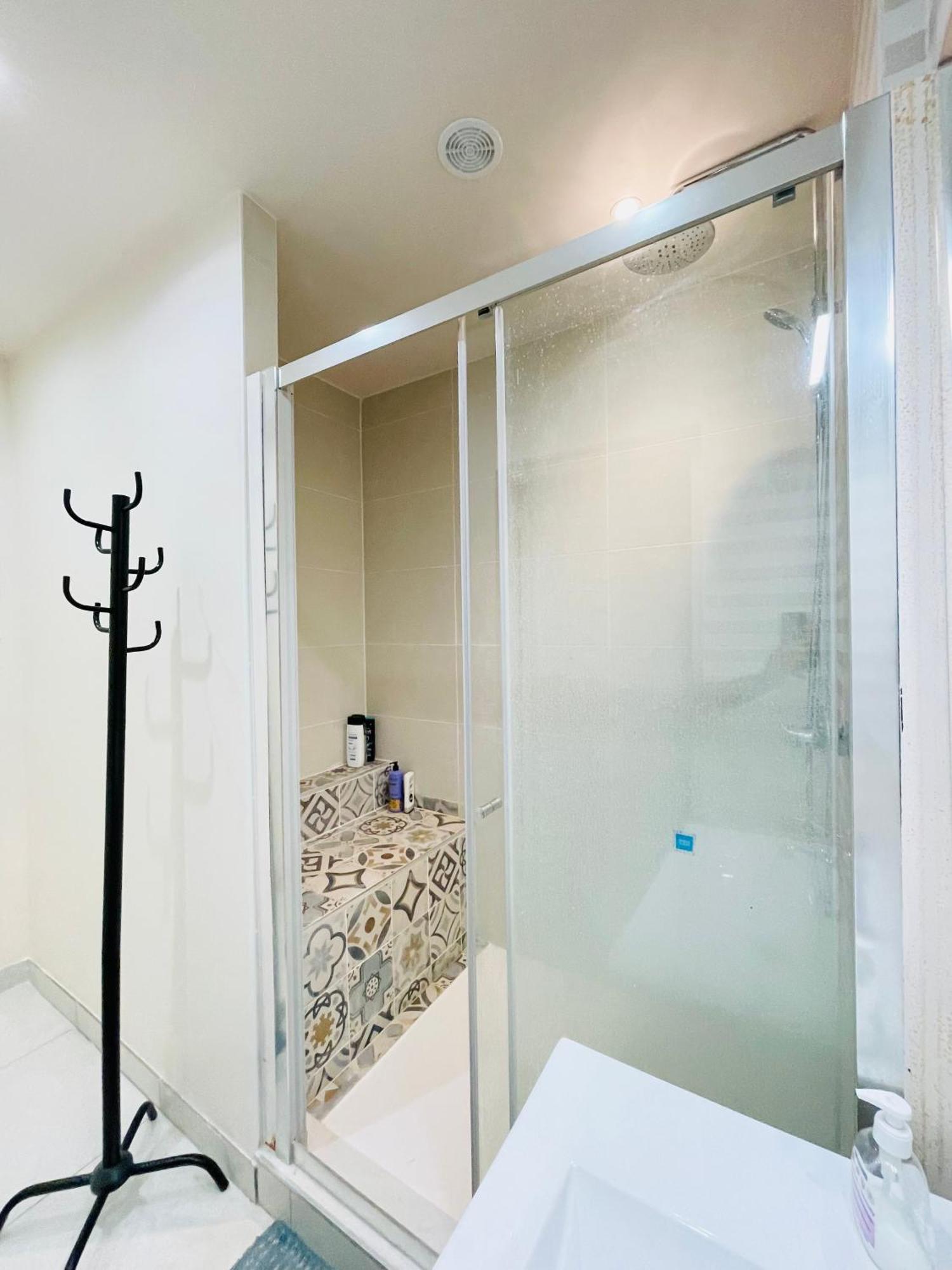 Stylish, Calm And Green Home Stay سانت فارجو بونثيري المظهر الخارجي الصورة
